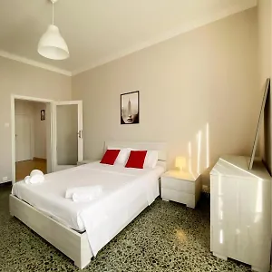 Apartment Comodo E Pratico Nel Cuore Pulsante Di, Pisa
